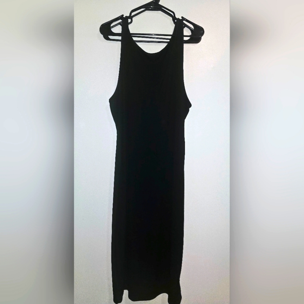 NWOT - Sleek Black Bodycon Sleeveless Plus Size Dress - 3X/18
